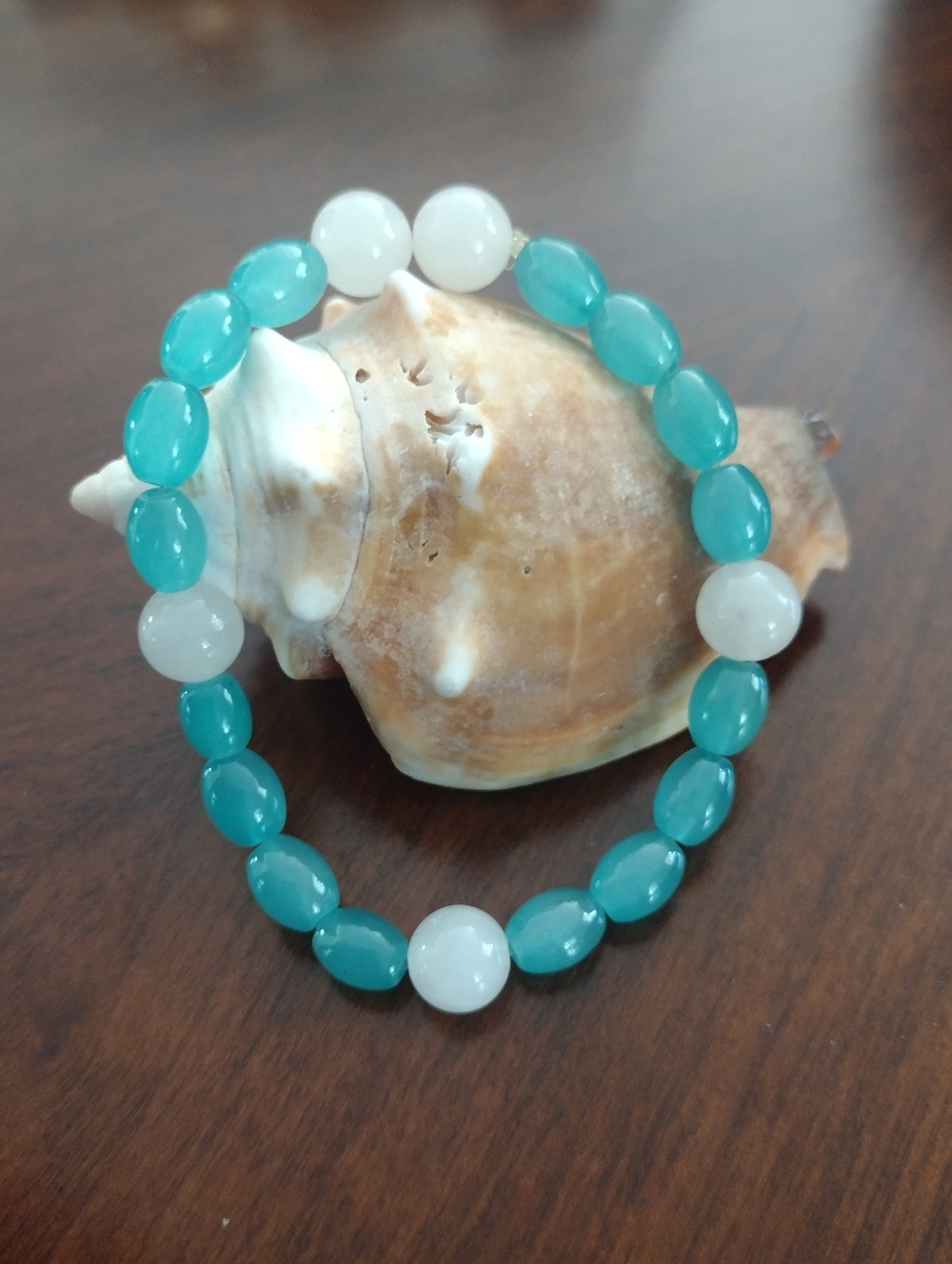 Teal and White Jade Beaded Stretch Bracelet - Handmade Women's Jewelry